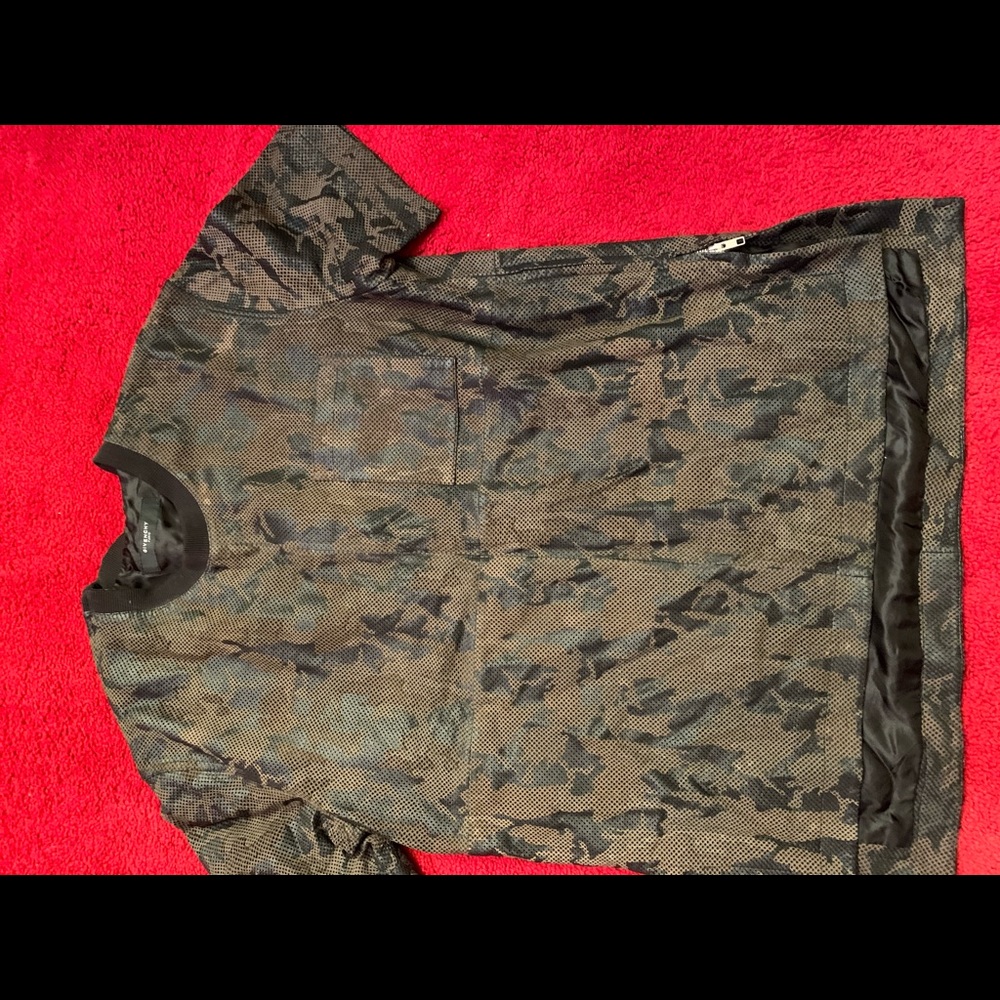 Givency men’s mesh army print shirt